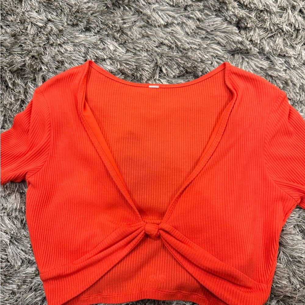 Alo workout top in orange/ red color